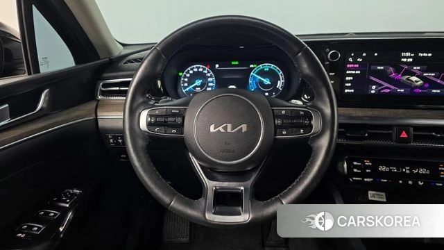 Kia K5 Hybrid 3rd Generation 2023 Черный из Кореи, фото 4