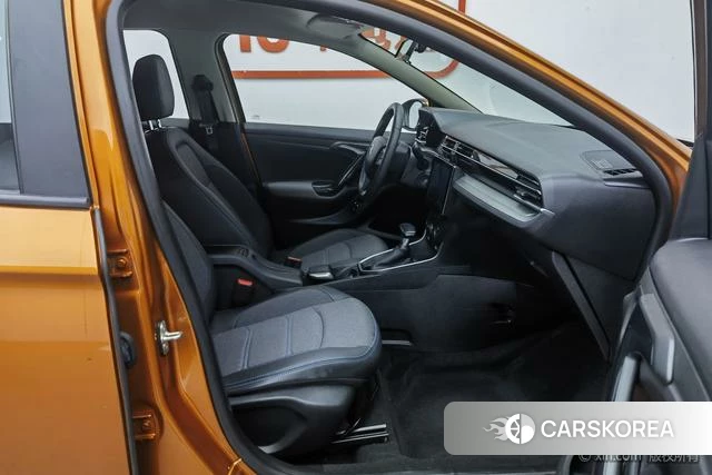 Citroen C3-XR 2023 Желтый из Китая, фото 4
