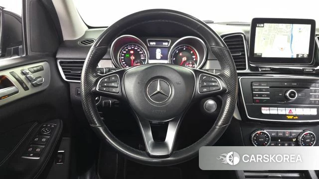 Mercedes-Benz GLE - Class W166 2018 Черный из Кореи, фото 4