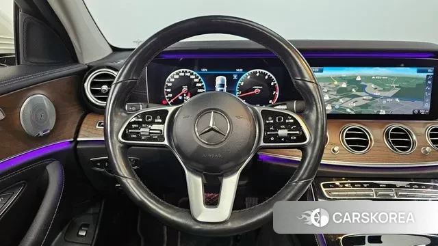 Mercedes-Benz E-Class W213 2018 Белый из Кореи, фото 4