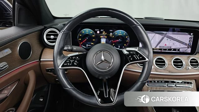 Mercedes-Benz E-Class W213 2022 Синий из Кореи, фото 4