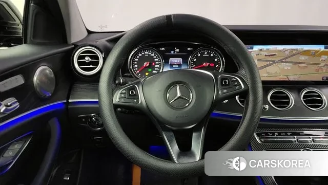 Mercedes-Benz E-Class W213 2018 Черный из Кореи, фото 4
