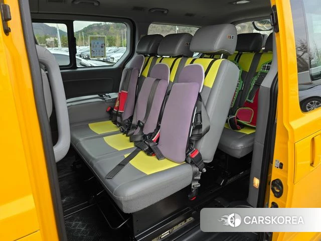 Hyundai The New Grand Starex 2018 Желтый из Кореи, фото 4