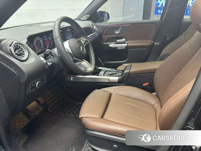 Mercedes-Benz GLB 2025 Черный из Китая, фото 4