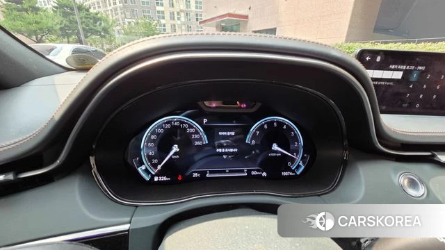 Genesis GV70 2023 Черный из Кореи, фото 4