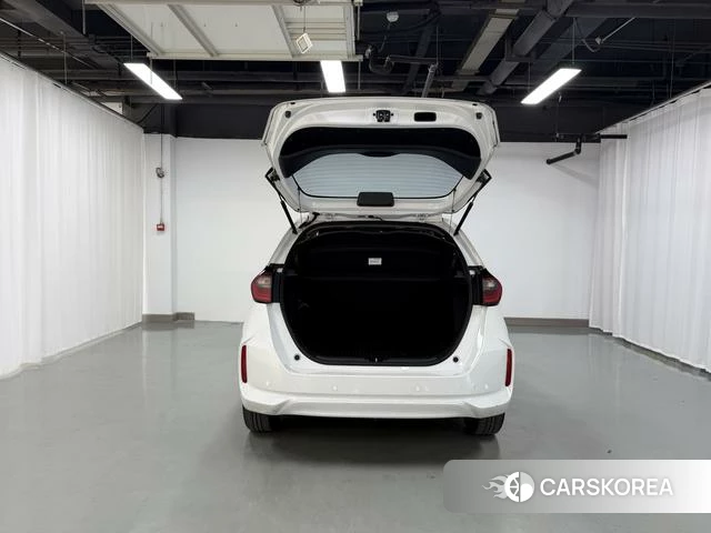 Honda Fit 2023 Белый из Китая, фото 4