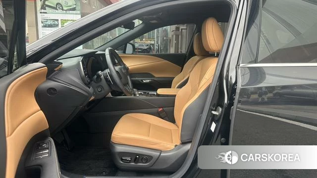 Lexus RX 2023 Черный из Китая, фото 4
