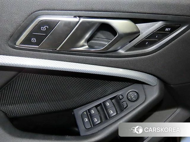 BMW 1 Series (F40) 2020 Серый из Кореи, фото 4