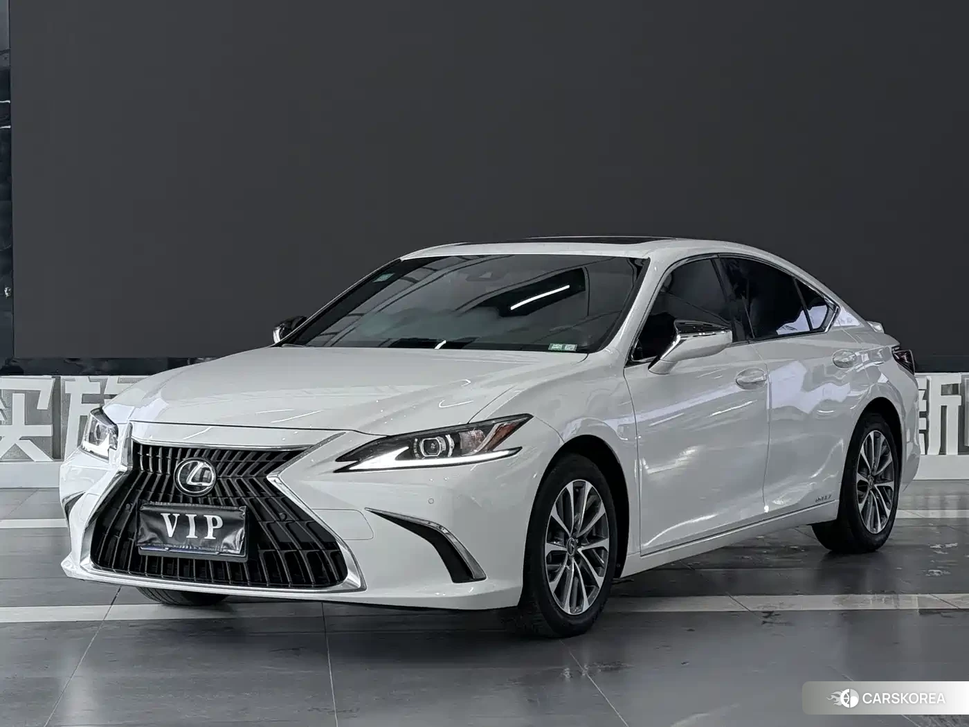 Lexus ES 2023 Белый из Китая, фото 4