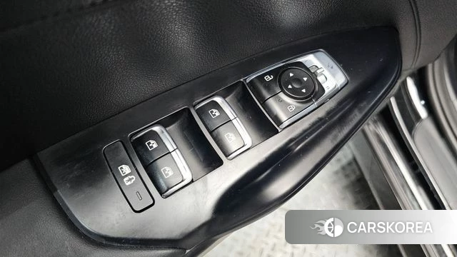 Kia K5 3rd generation 2023 Черный из Кореи, фото 4