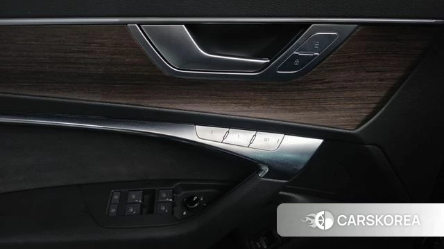 Audi A6 (C8) 2024 Черный из Кореи, фото 4
