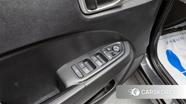 Hyundai Venue 2019 Серый из Кореи, фото 4