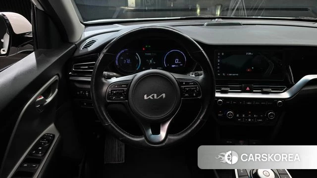 Kia Niro Plus 2022 Белый из Кореи, фото 4
