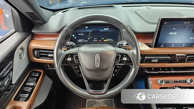 Lincoln Aviator 2nd generation 2021 Небесно-голубой из Кореи, фото 4