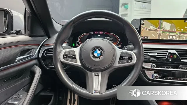 BMW 5 Series (G30) id 2889440 из Кореи 4