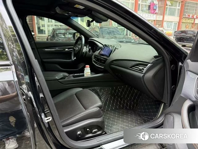 Cadillac CT5 2024 Черный из Китая, фото 4
