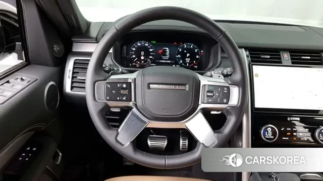 Land Rover Discovery 5 2024 Белый из Кореи, фото 4
