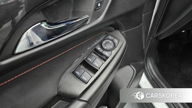 Chevrolet (GM Daewoo) The New Trail Blazer 2023 Белый из Кореи, фото 4