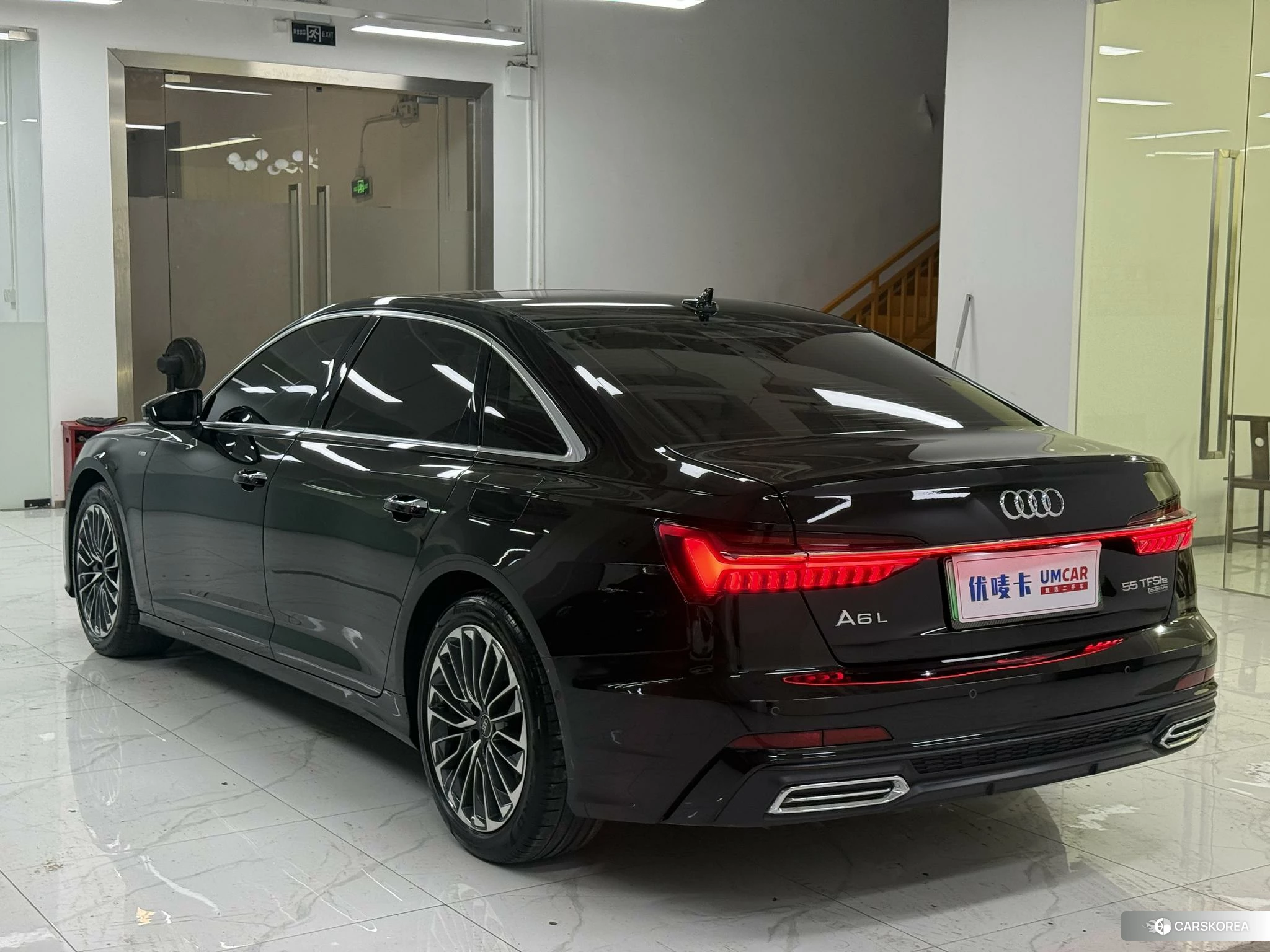 Audi A6L PHEV 2022 Черный из Китая, фото 4
