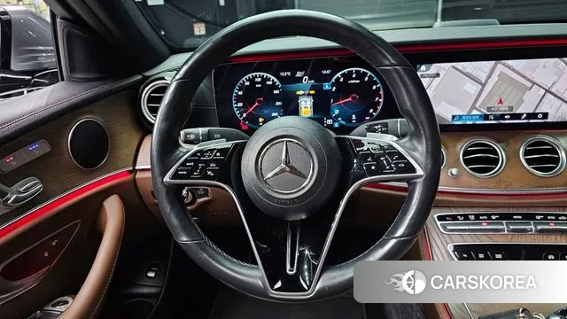 Mercedes-Benz E-Class W213 2021 Серый из Кореи, фото 4