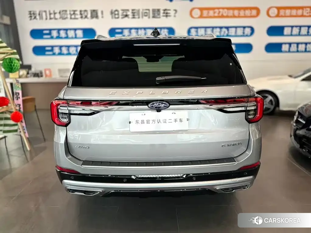 Ford Explorer 2025 Silver/gray из Китая, фото 4