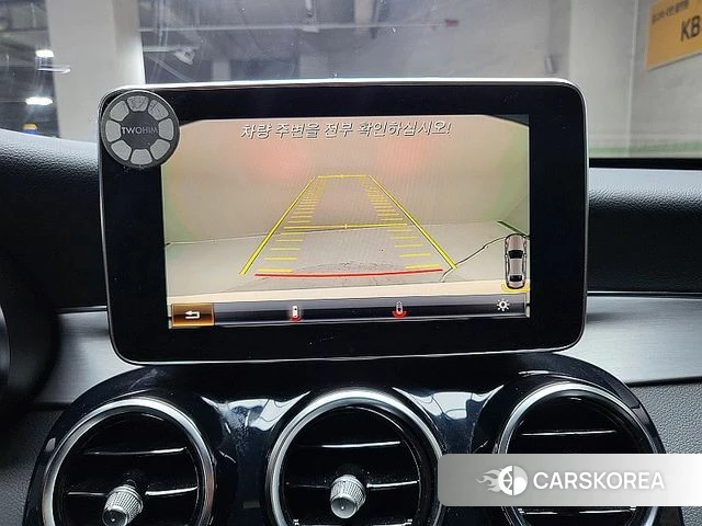 Mercedes-Benz C-Class W205 2018 Белый из Кореи, фото 4