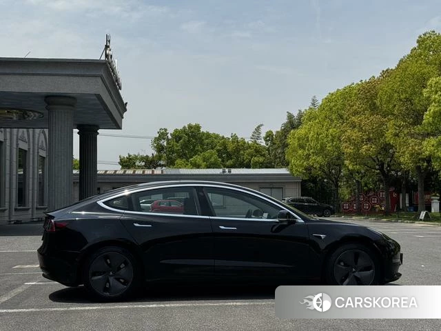 Tesla Model 3 2021 Черный из Китая, фото 4