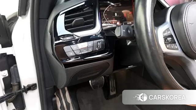 BMW Z4 (G29) 2022 Белый из Кореи, фото 4