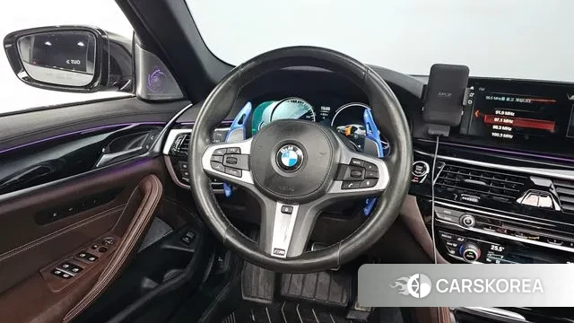 BMW 5 Series (G30) 2018 Серый из Кореи, фото 4