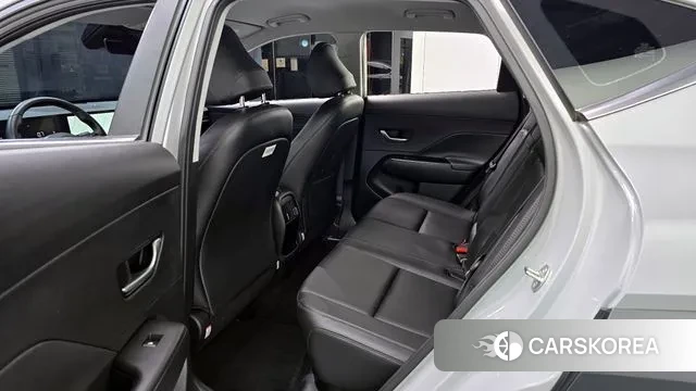 Hyundai Kona (SX2) 2023 Серебристо-серый из Кореи, фото 4