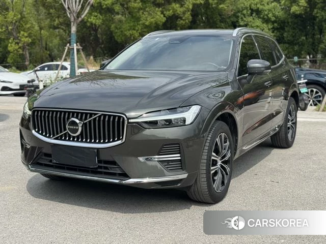 Volvo XC60 2022 Темно-серый из Китая, фото 4