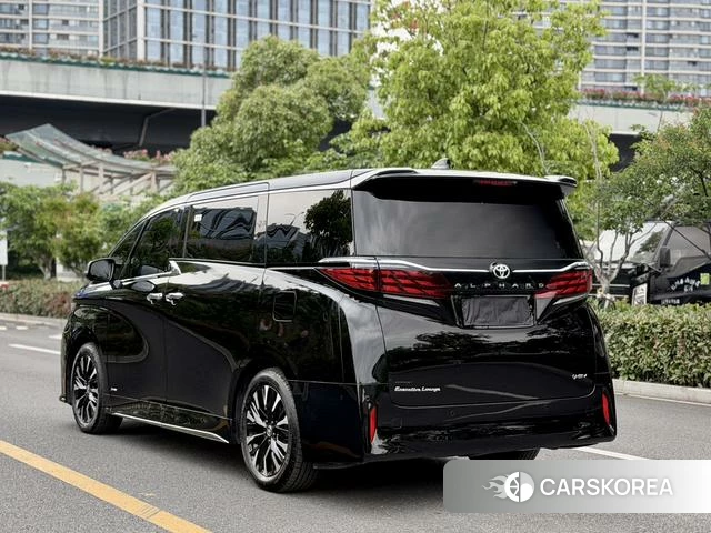 Toyota Elfa 2024 Черный из Китая, фото 4