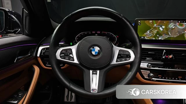 BMW 5 Series (G30) 2023 Черный из Кореи, фото 4