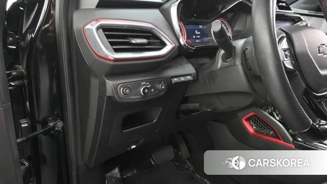Chevrolet (GM Daewoo) Trailblazer 2021 Черный из Кореи, фото 4