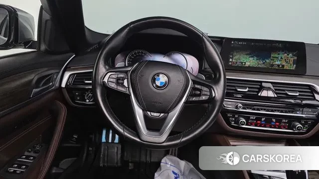 BMW 5 Series (G30) 2018 Серый из Кореи, фото 4