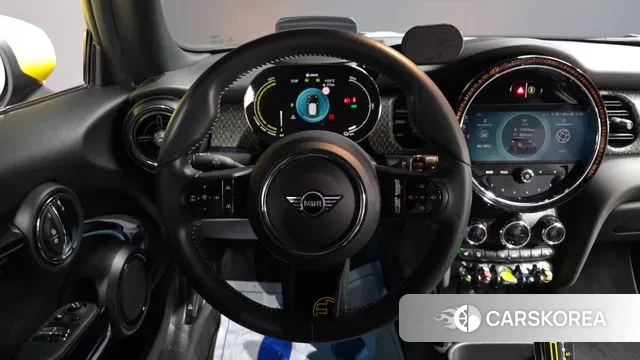 Mini Cooper Electric 2022 Черный из Кореи, фото 4