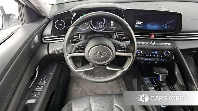 Hyundai Avante Hybrid (CN7) 2022 Белый из Кореи, фото 4