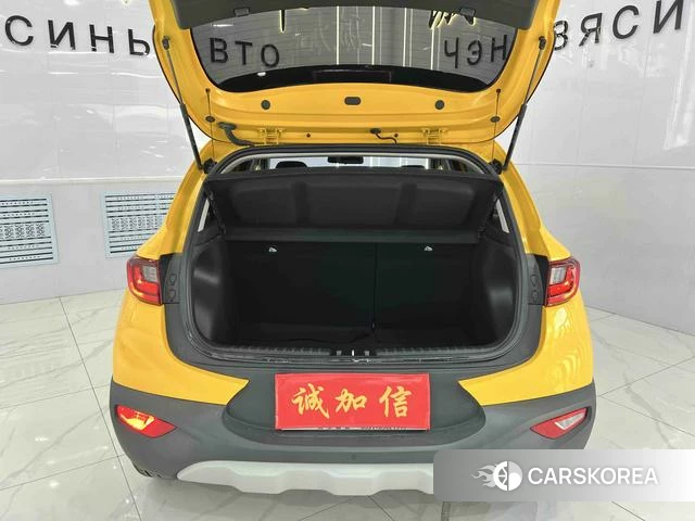 Kia Yi Ran 2023 Желтый из Китая, фото 4