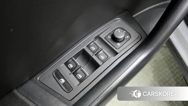 Volkswagen T-Roc 2022 Белый из Кореи, фото 4