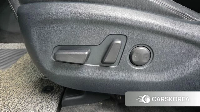 Kia Sportage The Bold 2021 Серебряный из Кореи, фото 4