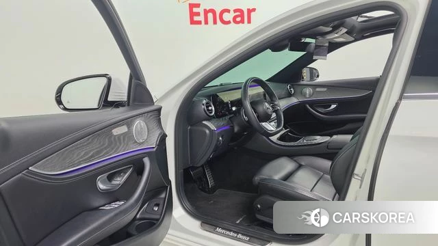 Mercedes-Benz E-Class W213 2020 Белый из Кореи, фото 4