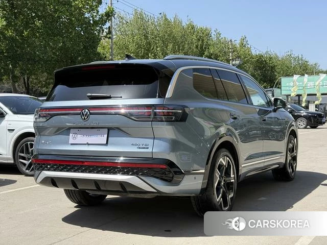 Volkswagen Lanjing 2025 Синий из Китая, фото 4