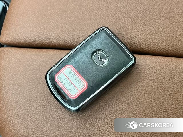 Mazda CX-50 line also 2023 Желтый из Китая, фото 4