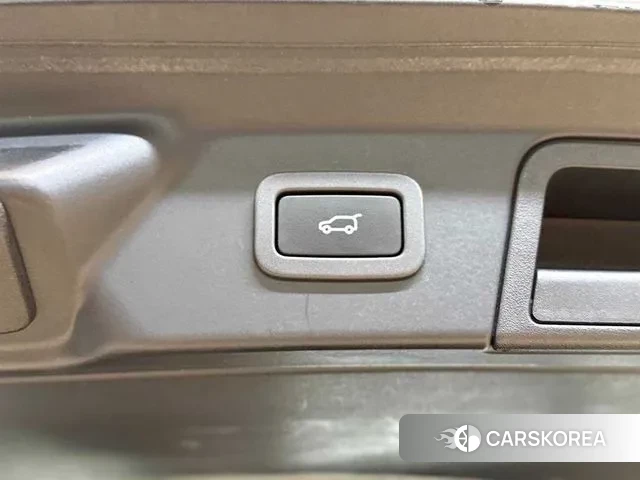 Land Rover Range Rover Velar id 3227034 из Кореи 4