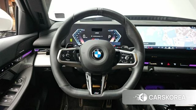 BMW 5 Series (G60) 2024 Белый из Кореи, фото 4