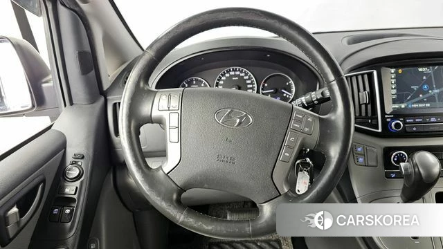 Hyundai The New Grand Starex 2018 Серебристо-серый из Кореи, фото 4