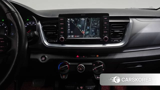 Kia Stonic 2018 Белый из Кореи, фото 4