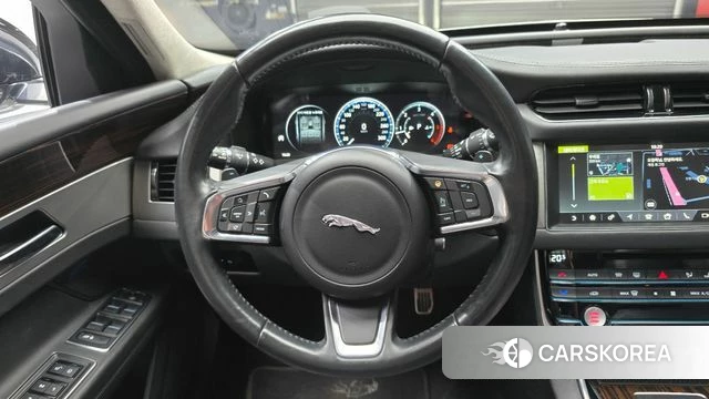 Jaguar XF (X260) 2019 Белый из Кореи, фото 4