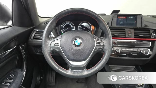 BMW 1 Series (F20) 2018 Белый из Кореи, фото 4