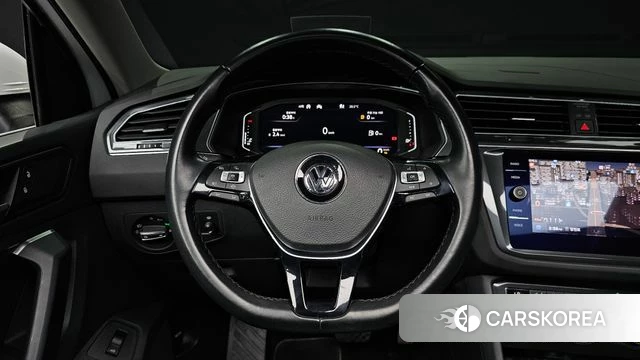 Volkswagen Tiguan second Generation 2020 Белый из Кореи, фото 4